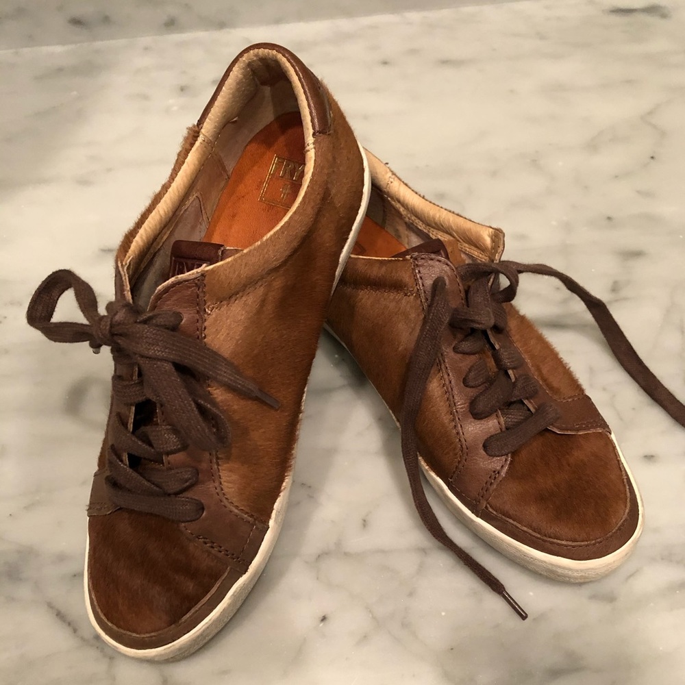 FRYE flats sneakers lace up cowhide leather 8.5
